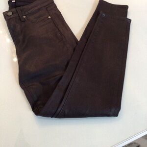 PAiGE JEANS PLEATHER W STRETCH SIZE 24
